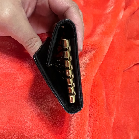 CHANEL 6 key holder - Picture 7 of 14